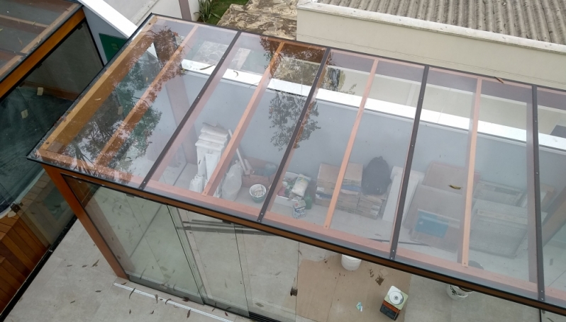 Cobertura de Vidro Temperado Jardim Residencial Dona Lucilla - Cobertura de Vidro para Quintal