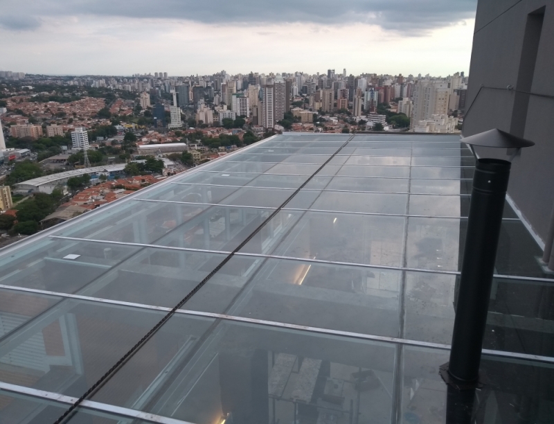 Cobertura Retrátil de Vidro Jardim Mirante dos Ovnis - Cobertura de Vidro para Varanda