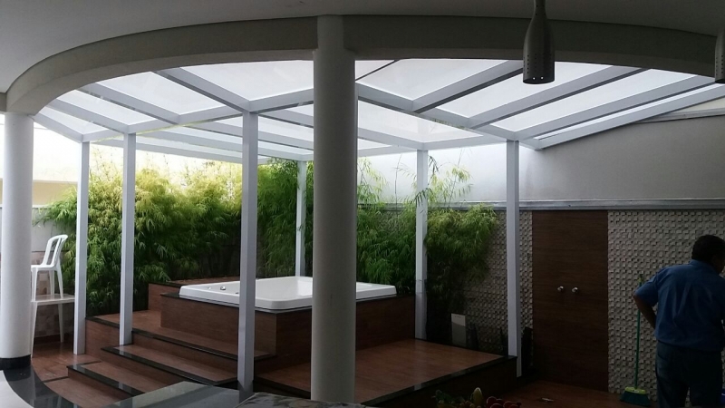 Instalação de Cobertura de Vidro para Quintal Jardim Panorama - Cobertura de Vidro para Garagem