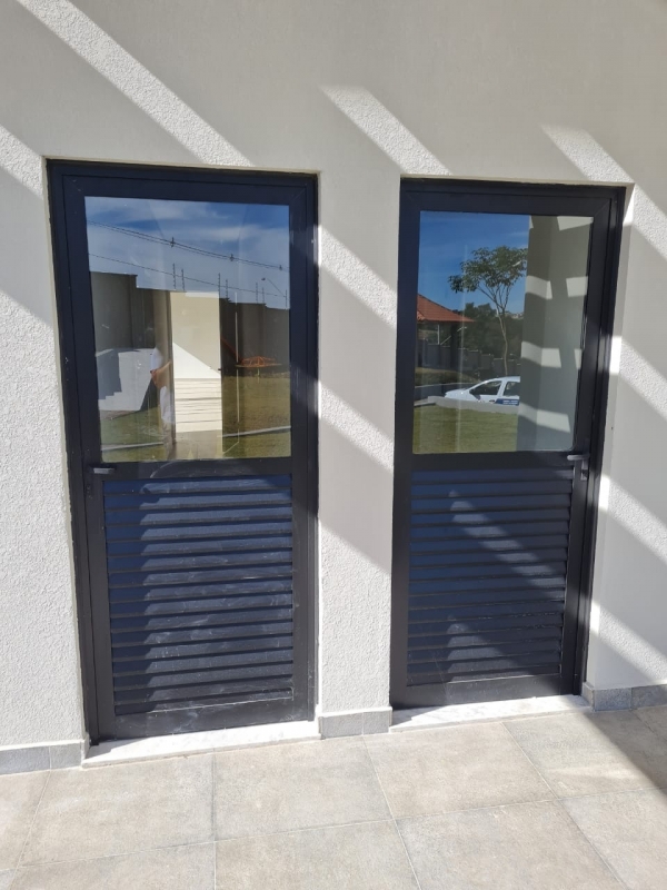 Portas de Alumínio com Vidro Parque Ortolândia - Porta de Vidro para Cozinha
